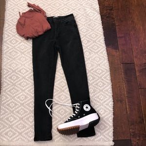 Forever 21 women’s jeans